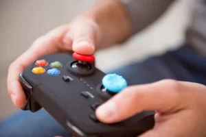 How Modern Gaming Makes Players Feel Part of Something Bigger